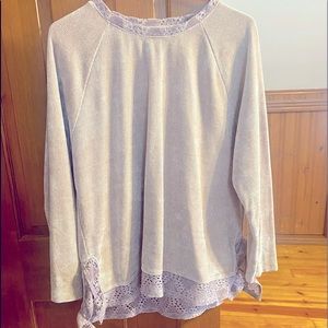 Women’s long sleeve corduroy top